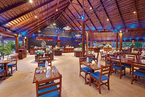 Kuredu Island Resort & Spa