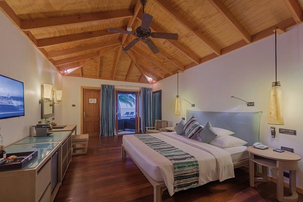 Vilamendhoo Island Resort & Spa - Wohnbeispiel Jacuzzi Beach Villa (Zimmercodierung VB3)