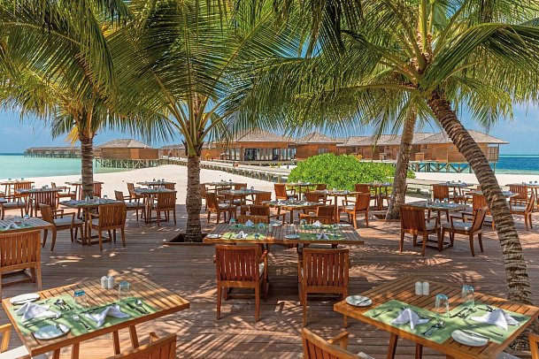 Vilamendhoo Island Resort & Spa