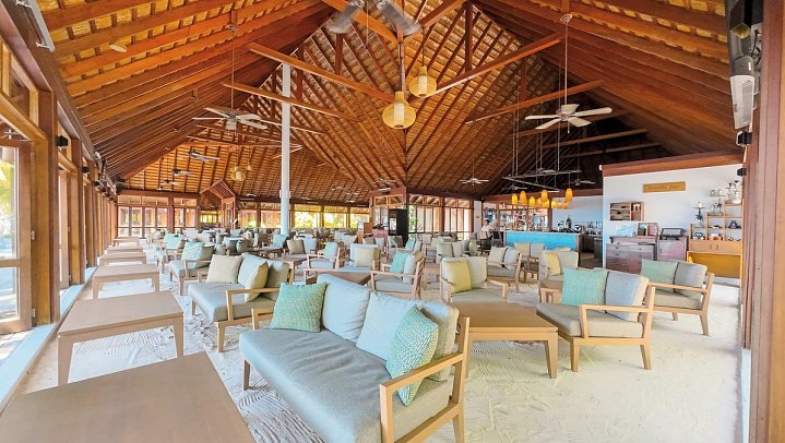 Vilamendhoo Island Resort & Spa