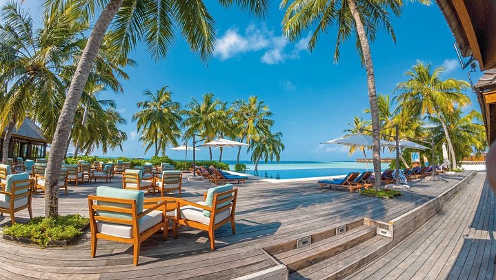 Vilamendhoo Island Resort & Spa