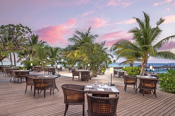 ADAARAN Select Meedhupparu