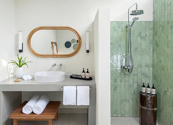 NH Collection Maldives Reethi Resort - Beispiel Bad Beach & Sunset Villa (Zimmercodierungen VB1, VD1, VB2 & VB3)