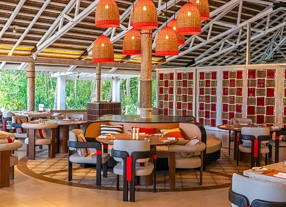 NH Collection Maldives Reethi Resort