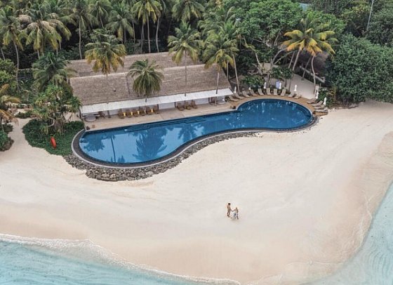 NH Collection Maldives Reethi Resort