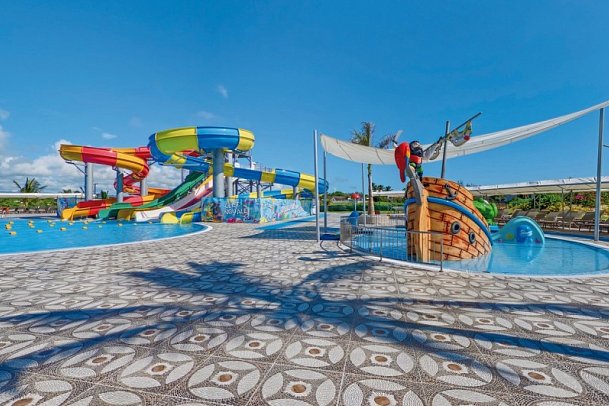 Crystals Beach Resort Belle Mare