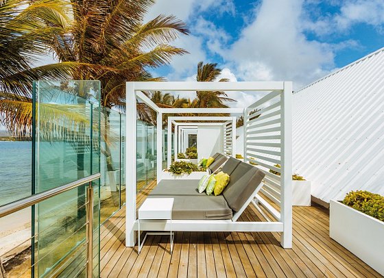 Tropical Attitude