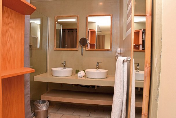 Villas Caroline - Wohnbeispiel Standard Plus Seafacing (Zimmercodierung UG2)