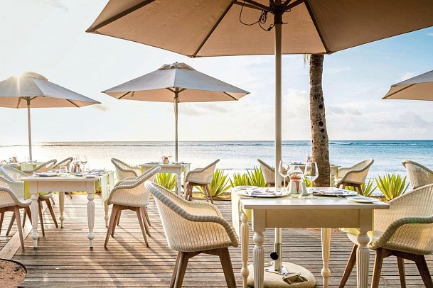 Victoria Beachcomber Resort & Spa