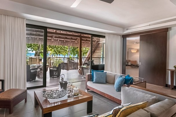 Trou aux Biches Beachcomber - Wohnbeispiel Beachfront Senior Pool Suite (Zimmercodierungen WB1, WH1 & WC2)