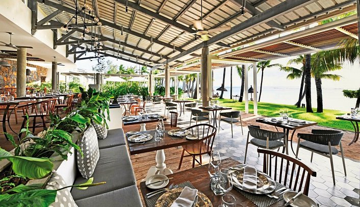 Victoria for 2 Beachcomber Resort & Spa