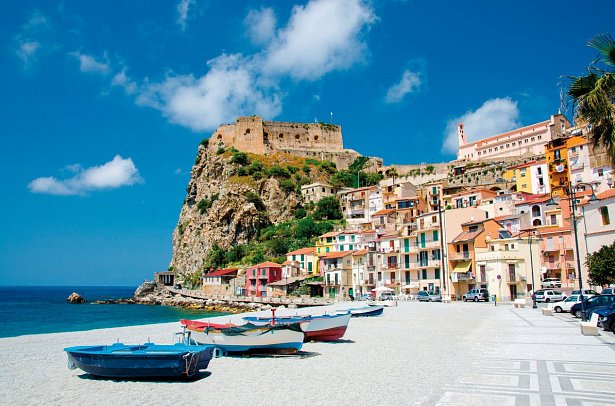 Facettenreiches Italien - Amalfi, Apulien & Kalabrien - Scilla