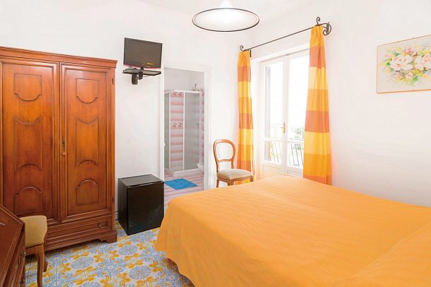 Terme Principe - Wohnbeispiel Doppelzimmer mit Balkon (Zimmercodierung DG2)
