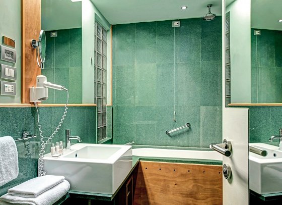 Towers Hotel Stabiae Sorrento Coast - Beispiel Bad Doppelzimmer (Zimmercodierung DB1)