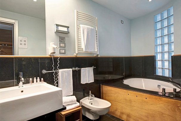 Towers Hotel Stabiae Sorrento Coast - Bad Doppelzimmer Meerblick (Zimmercodierung D1M)