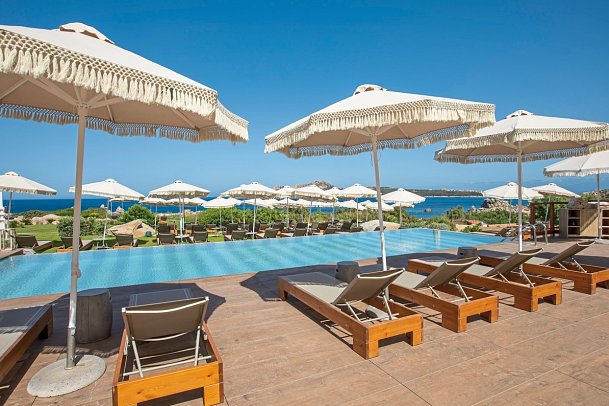 Mangia's Santa Teresa Sardinia, Curio Collection by Hilton