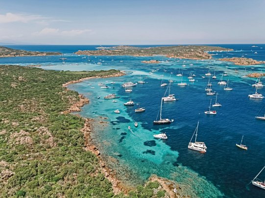 Katamaran-Kreuzfahrt Costa Smeralda Dream - La Maddalena-Archipel