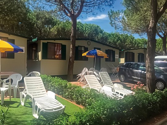 Camping Village Bella Sardinia (by Happy Camp) - Wohnbeispiel Mobilheim Happy Easy (Zimmercodierung CG1)