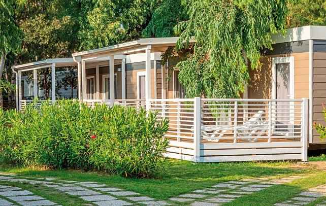 Baia Holiday Isuledda - Wohnbeispiel Mobilheim Baia Elite (Zimmercodierung CB5)