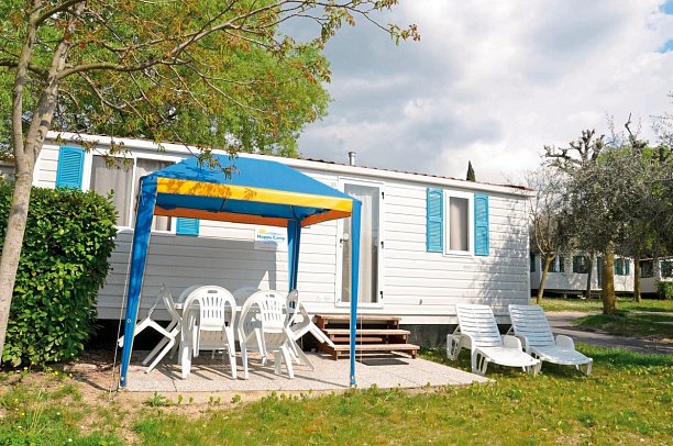 Camping S'Ena Arrubia (by Happy Camp) - Wonbeispiel Mobilheim Happy Easy (Zimmercodierung CG1)