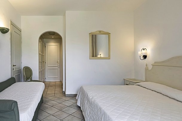 Grand Hotel in Porto Cervo - Wohnbeispiel Doppelzimmer Komfort (Zimmercodierung DF1)