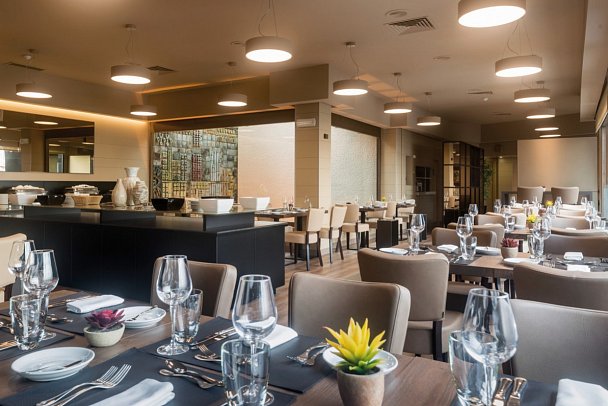 Dom Henrique Downtown