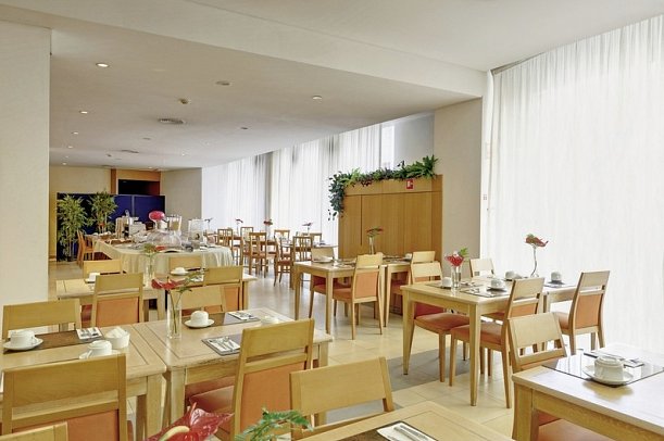 TRYP by Wyndham Porto Centro