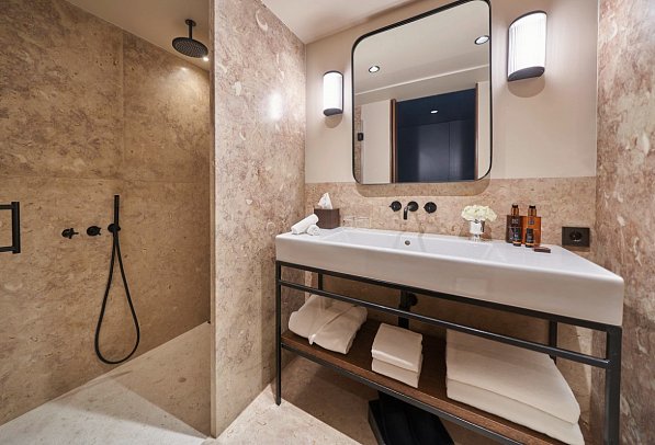 PortoBay Flores - Beispiel Bad Superior (Zimmercodierungen DS1, DS2 & DSD)