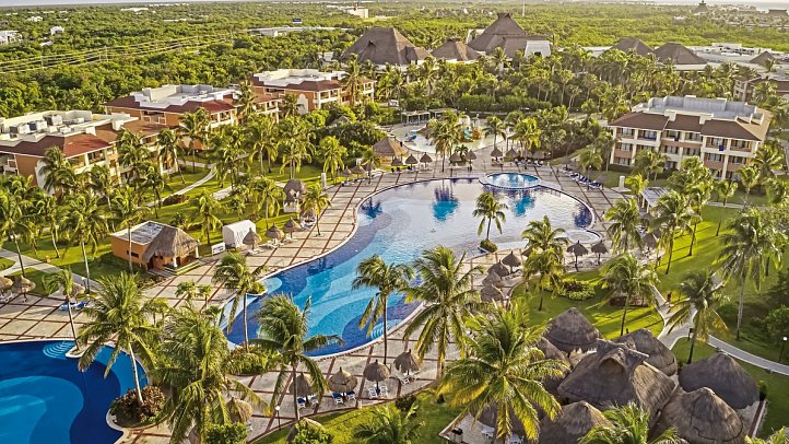 Bahia Principe Grand Coba