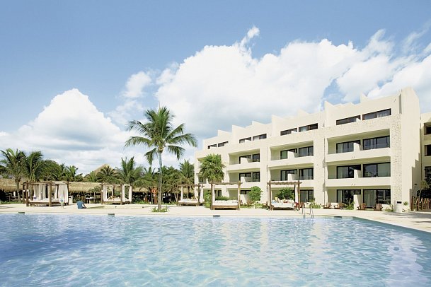 Akumal Bay Beach & Wellness Resort