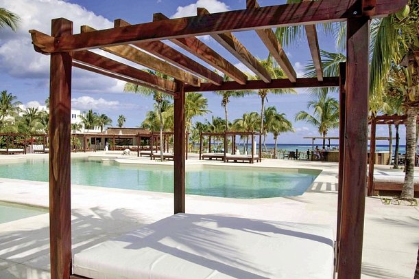Akumal Bay Beach & Wellness Resort