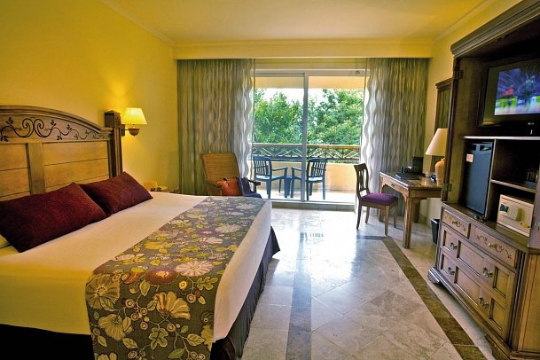 Catalonia Royal Tulum Beach & Spa Resort