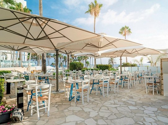 Leonardo Plaza Cypria Maris Beach Hotel & Spa