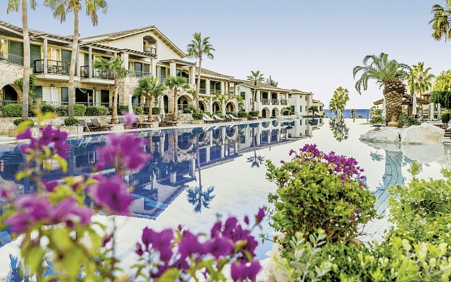 Columbia Beach Resort