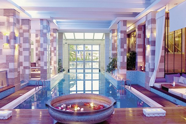 Columbia Beach Resort