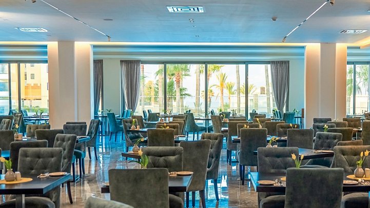 St. George Beach Hotel & Spa Resort