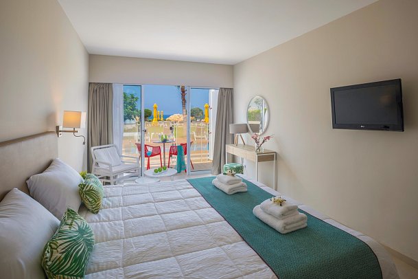 Leonardo Laura Beach & Splash Resort