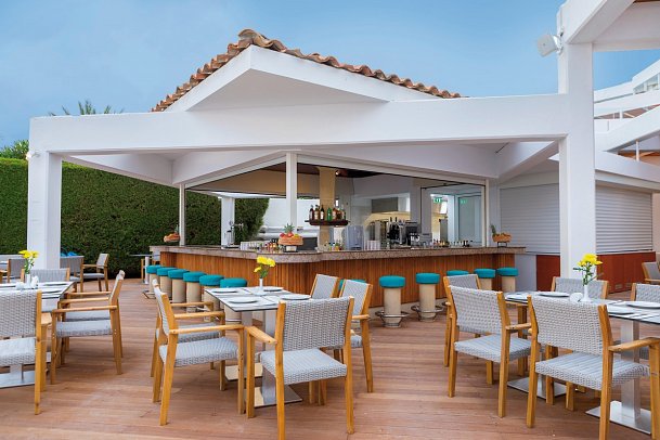 Leonardo Laura Beach & Splash Resort