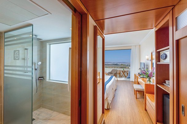 Constantinou Bros Athena Beach - Wohnbeispiel Doppelzimmer Superior Landblick (Zimmercodierung DSL)