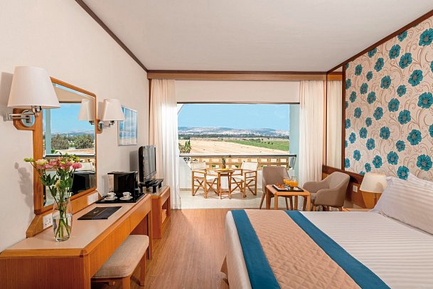 Constantinou Bros Athena Royal Beach - Wohnbeispiel Classic-Doppelzimmer Landblick (Zimmercodierung DBL)