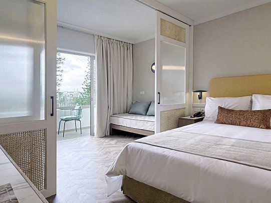 Imperial Island Resort by Louis Hotels - Wohnbeispiel Familienzimmer Superior Landblick (Zimmercodierung FSL)