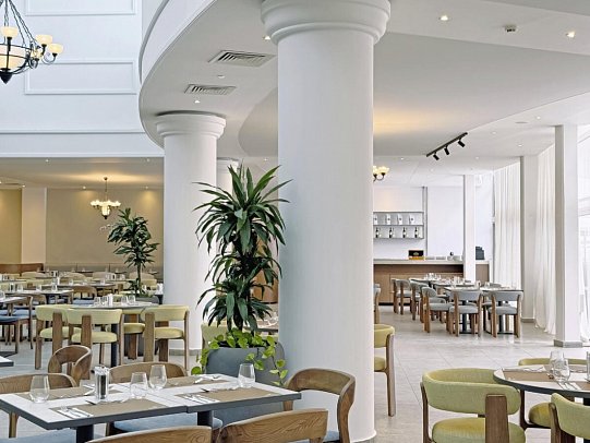 Imperial Island Resort by Louis Hotels