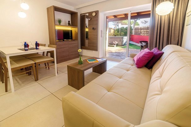 Paradise Residencial - Wohnbeispiel Apt. 1 Schlafzimmer plus (mit Jacuzzi) (Zimmercodierung AB3)