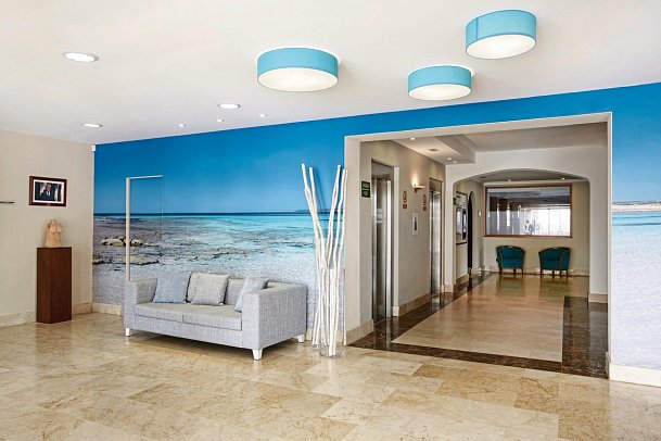 Universal Hotel Marqués