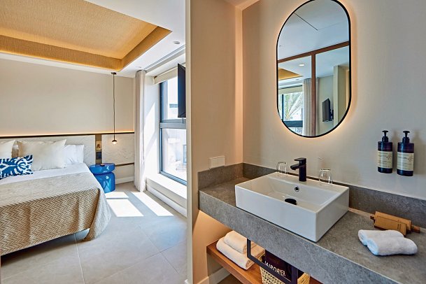 Universal Grand León & Spa - Wohnbeispiel Suite Meerblick (Zimmercodierungen WBM & WBQ)