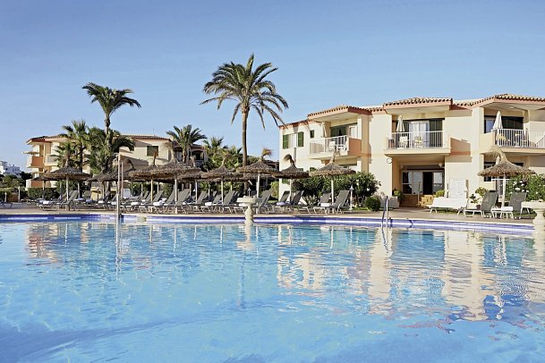 Universal Grand León & Spa