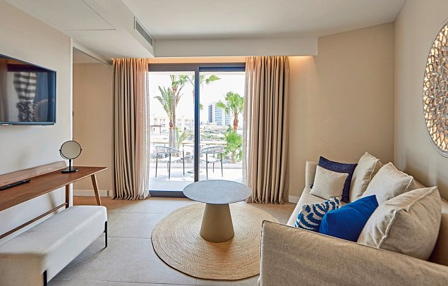 Universal Grand León & Spa - Wohnbeispiel Suite Meerblick (Zimmercodierungen WBM & WBQ)