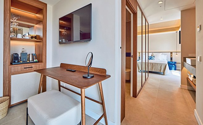 Universal Grand León & Spa - Wohnbeispiel Suite Meerblick (Zimmercodierungen WBM & WBQ)