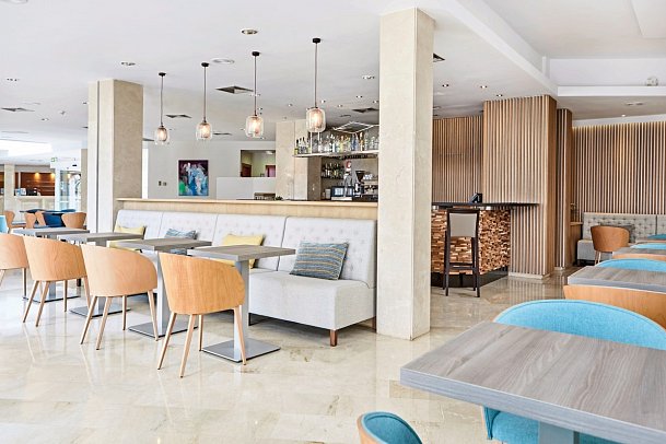 Universal Grand León & Spa