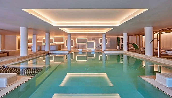 Universal Grand León & Spa